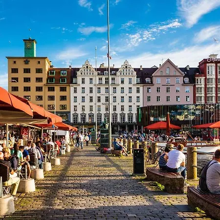 Brand New * Bergen